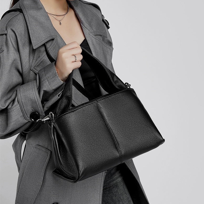 Women’s Genuine Leather Vintage-Style Top-Grain Shoulder Bag in Classic Design