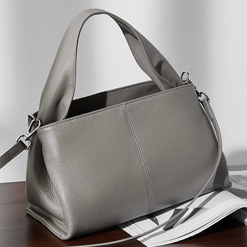 Women’s Genuine Leather Vintage-Style Top-Grain Shoulder Bag in Classic Design