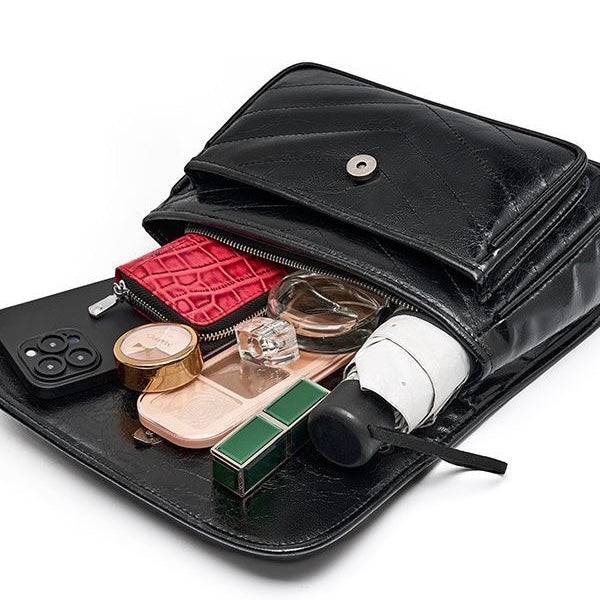 Women’s Genuine Leather Chain Detail Large Capacity Messenger Shoulder Bag