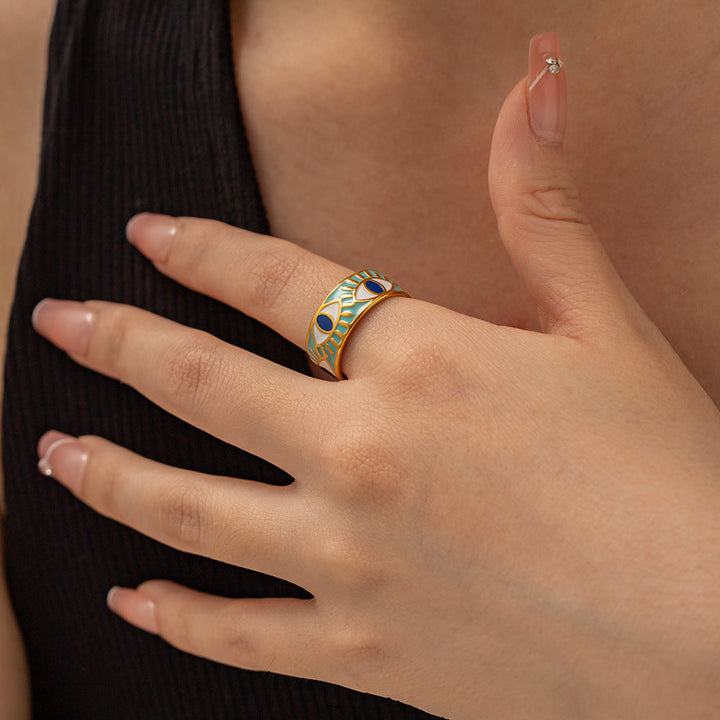 French Retro Court Devil's Eye Ring