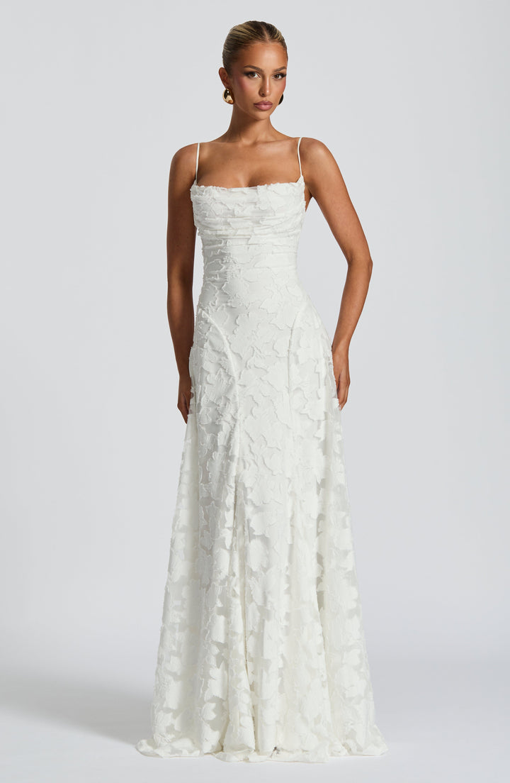 Clara Léon™ | Elegant maxi dress